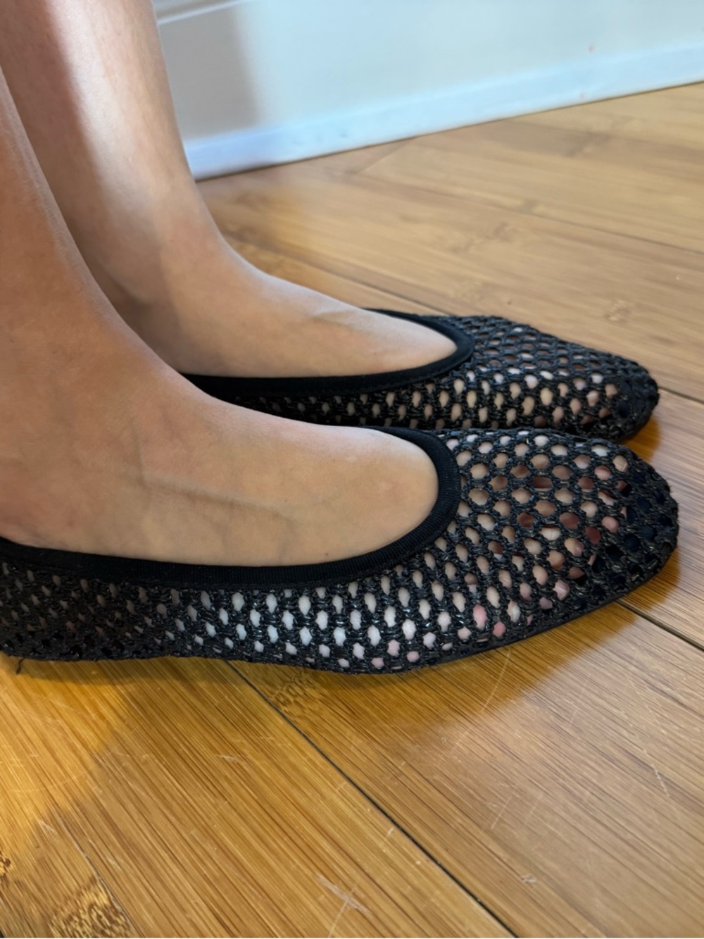 H&M Black Knit Mesh Slip-On Flats Size 7 - Picture 4 of 4
